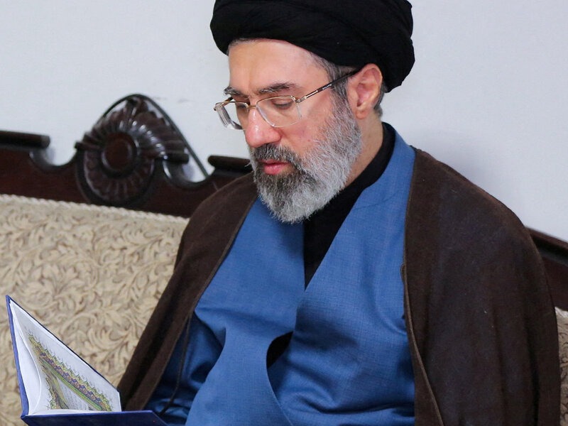 US Sinks Iranian Warship, Iran Strikes 11 Countries,