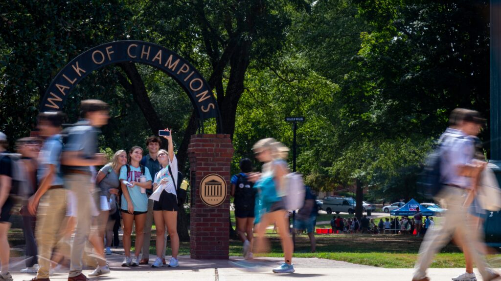 Ole Miss Student Deaths Under Investigation as Authorities Warn About Kratom