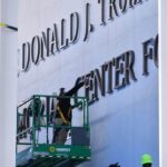 🎭⚠️ Kennedy Center Faces Bankruptcy Threat as Trump’s Name Becomes Key to Rescue