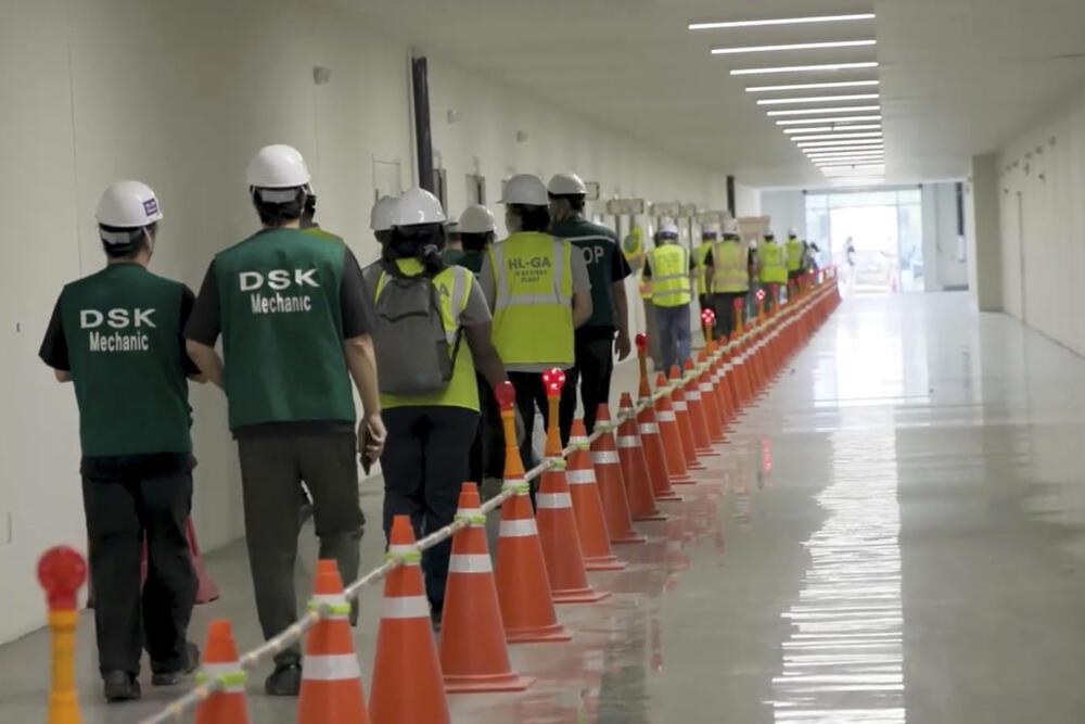 More Than 300 South Korean Workers Challenge Trump Administration Over Hyundai ICE Raid