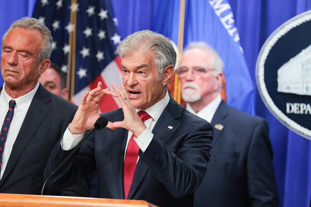 Vance Announces Removal of 760,000 Obamacare Enrollments Over Fraud Concerns