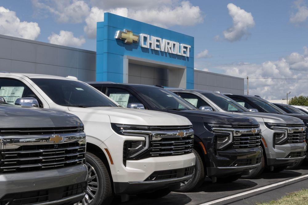 US Car Sales Shift Toward Hybrids as Gas Prices Rise in Third Quarter